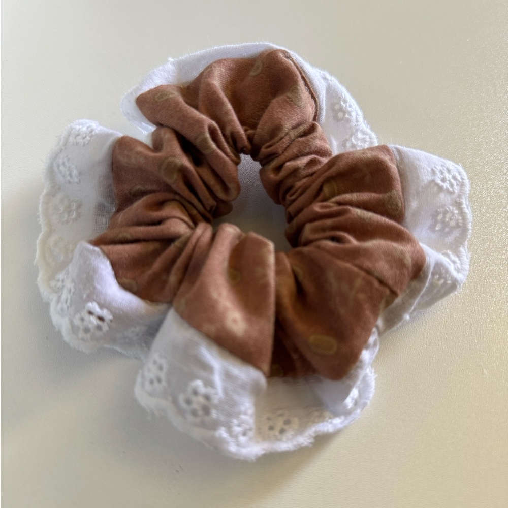 Handmade Boho Scrunchie Lace Trim Floral Rust White